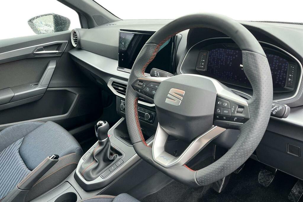 Seat Arona 1.0 Tsi Fr Black Edition Suv GD75XGB Grey #6