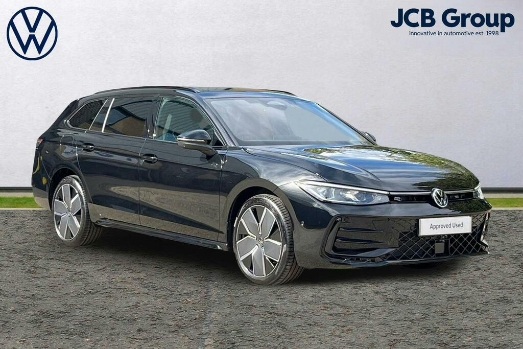 Volkswagen Passat 1.5 Tsi Ehybrid 19.7Kwh Black Edition Estate P Black
