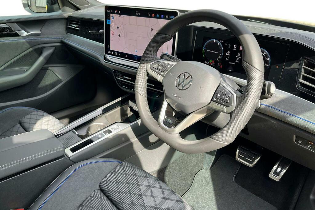 Volkswagen Passat 1.5 Tsi Ehybrid 19.7Kwh Black Edition Estate P GK75ENU Black #6