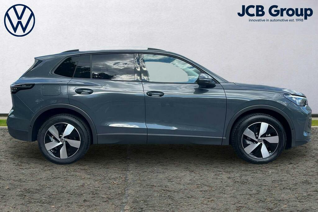 Volkswagen Tiguan 1.5 Etsi Mhev Match Suv Hybrid Dsg GF74AFY Grey #4