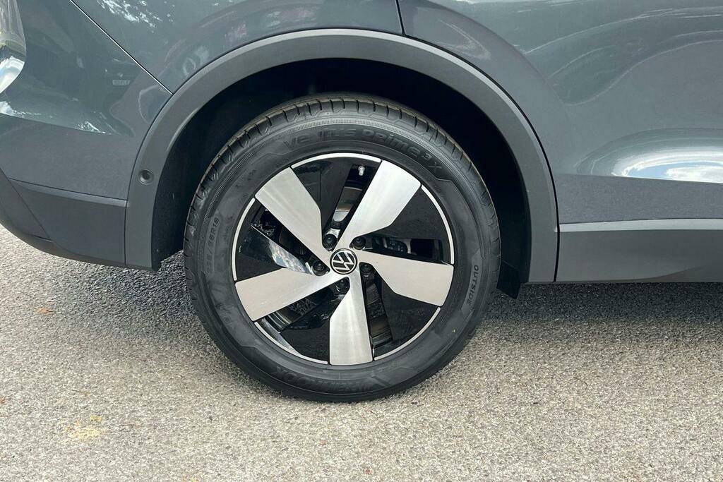 Volkswagen Tiguan 1.5 Etsi Mhev Match Suv Hybrid Dsg GF74AFY Grey #5