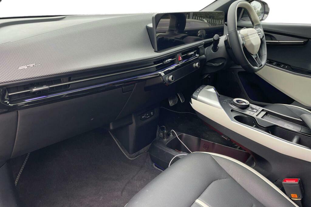 Kia EV6 84Kwh Gt Line Hatchback GF75LVY White #2