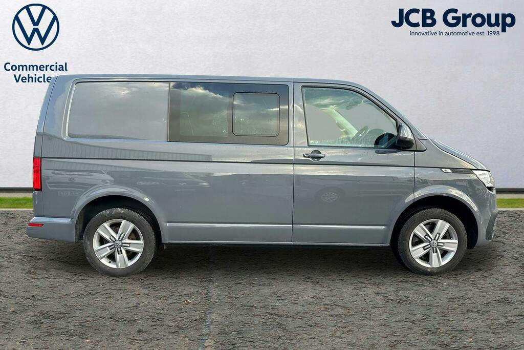 Volkswagen Transporter 2.0 Tdi T32 Highline Kombi Double Cab D AY22WVV Grey #4