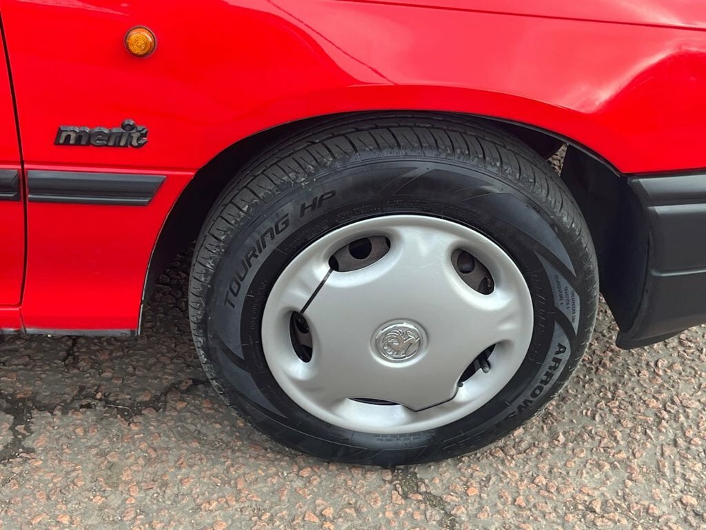 Vauxhall Astra 1.4 Merit Red #8
