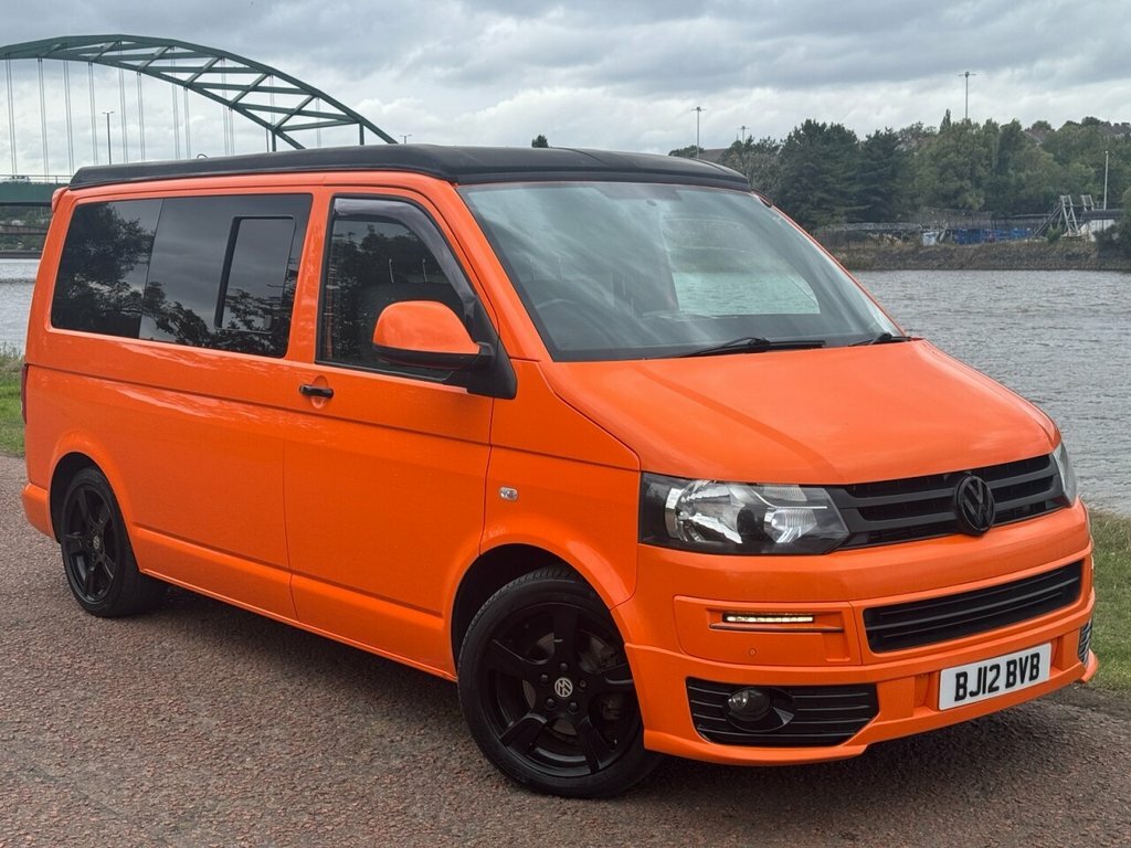 Volkswagen Transporter 2L T32 Orange