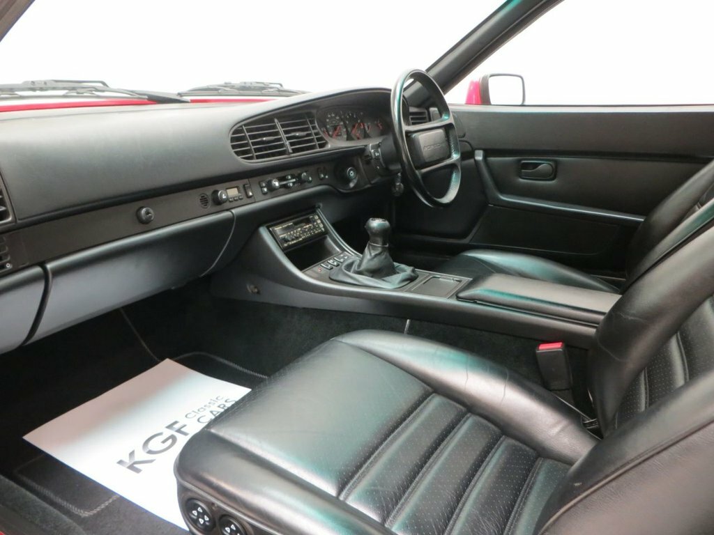 Porsche 944 2.5 Black #11