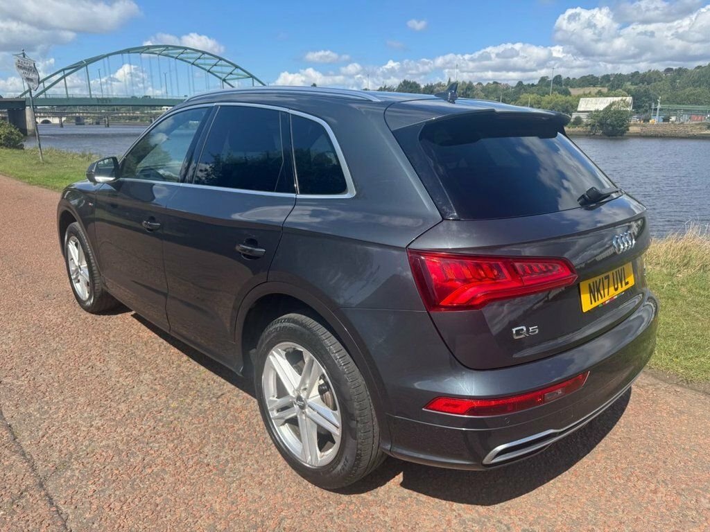 Audi Q5 2L S Line NK17UVL Grey #4