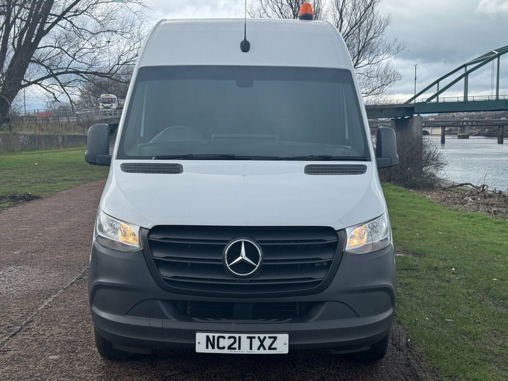 Mercedes-Benz Sprinter 2L Progressive NC21TXZ White #2