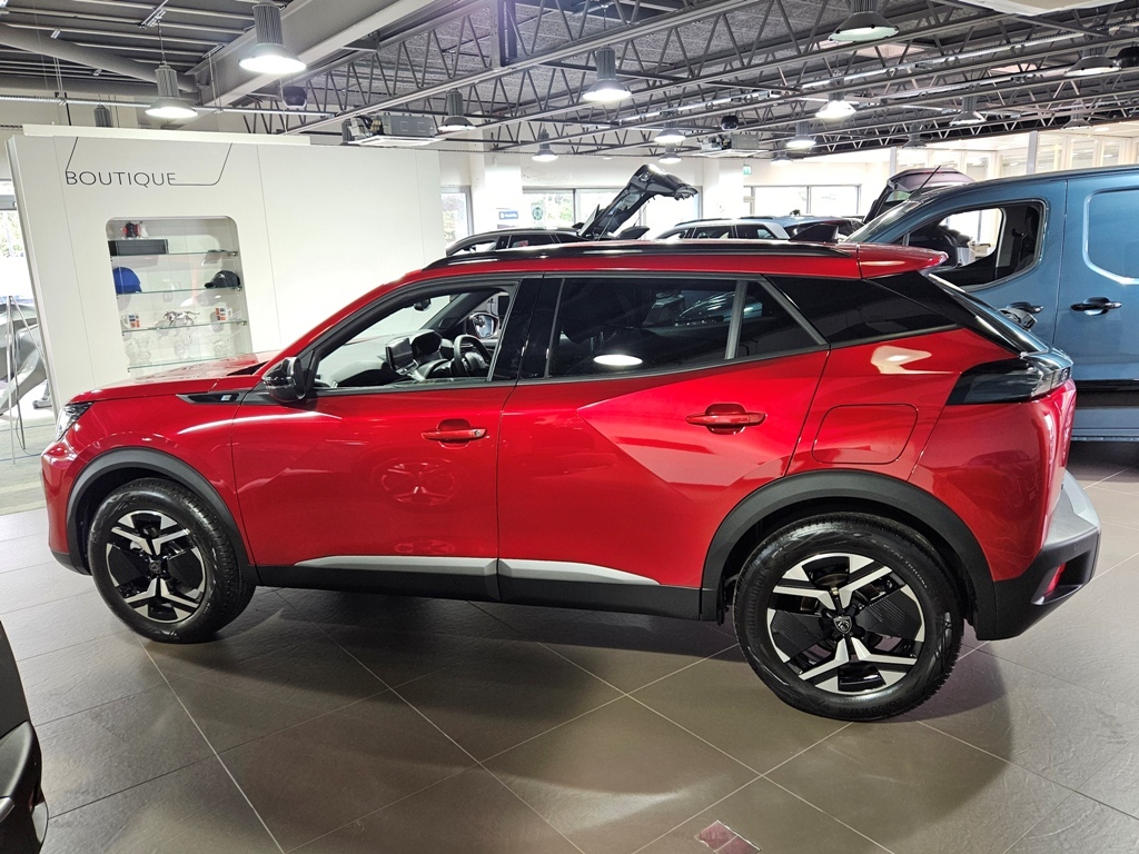 Peugeot e-2008 Allure Ev Red #5