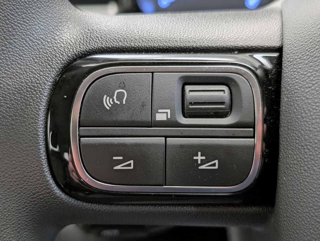 Citroen C3 1.2 110Hp Shine LC71JNU White #5