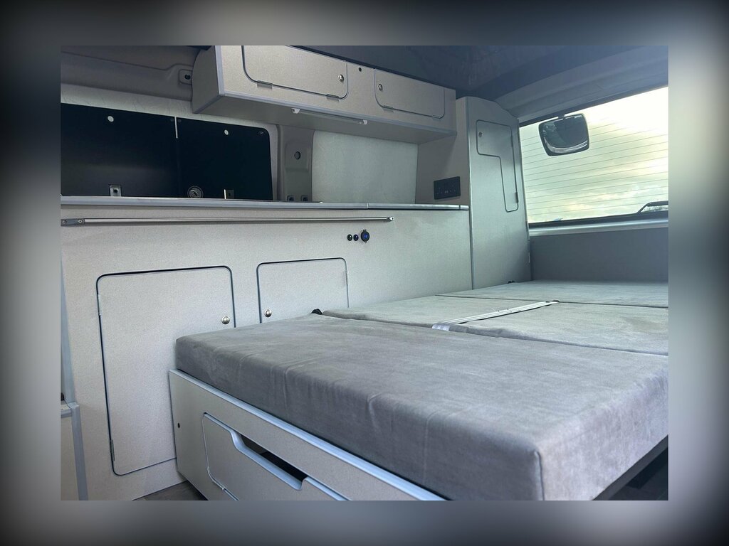 Mazda Bongo Diesel White #16