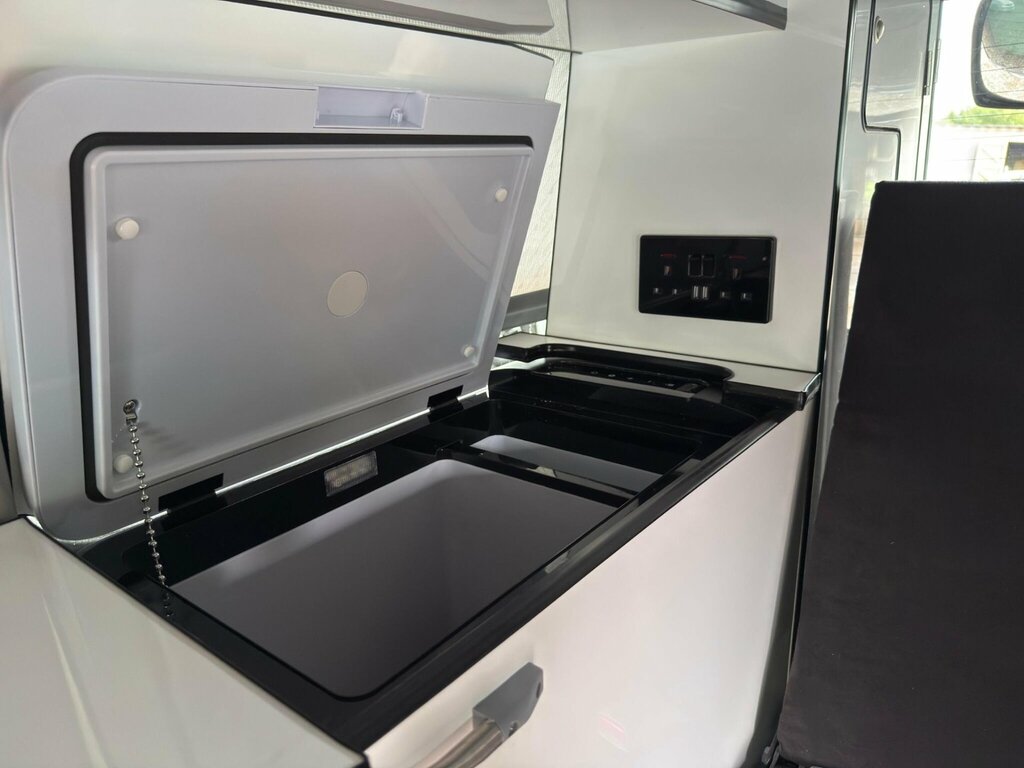 Mazda Bongo Pop Top 4 Berth New Camper Conversion Low Miles Black #11