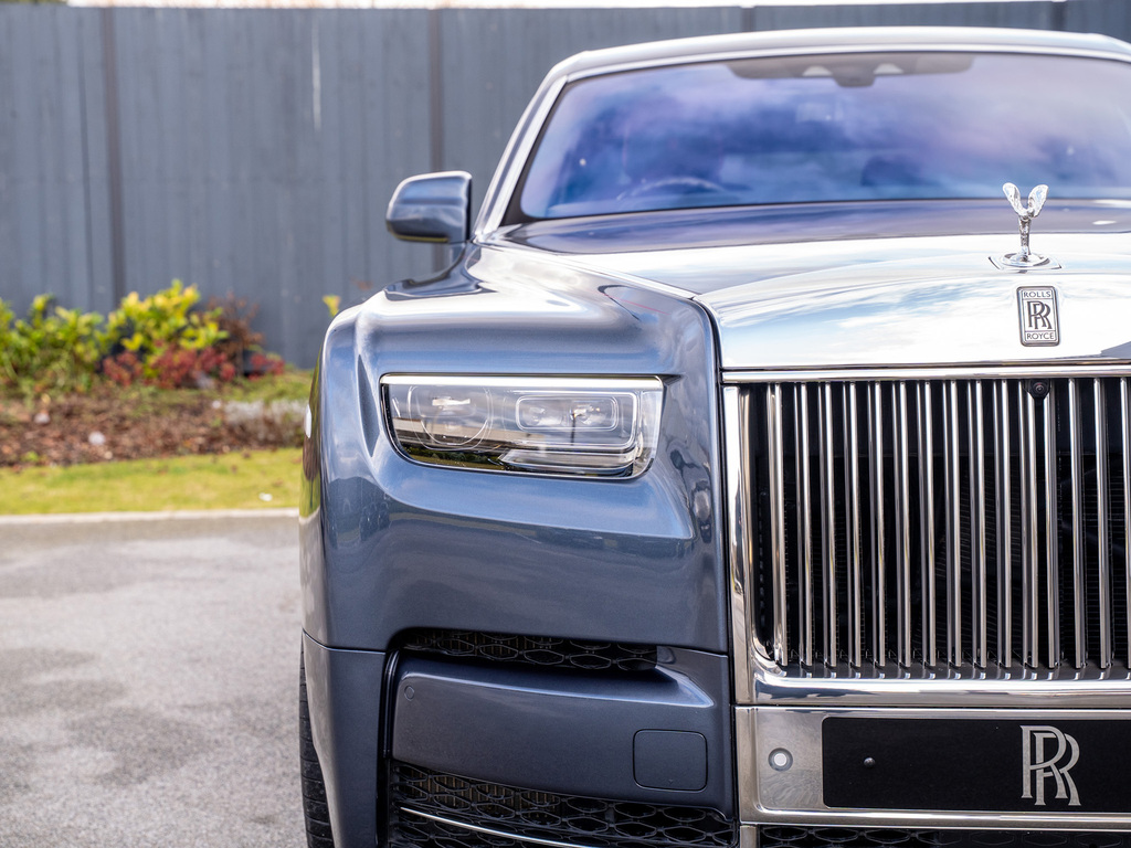 Rolls-Royce Phantom Saloon Black #49