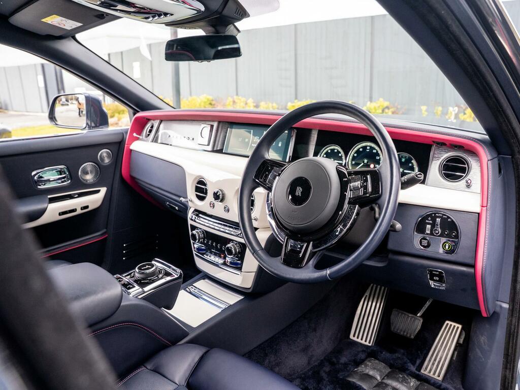 Rolls-Royce Phantom Saloon Black #9