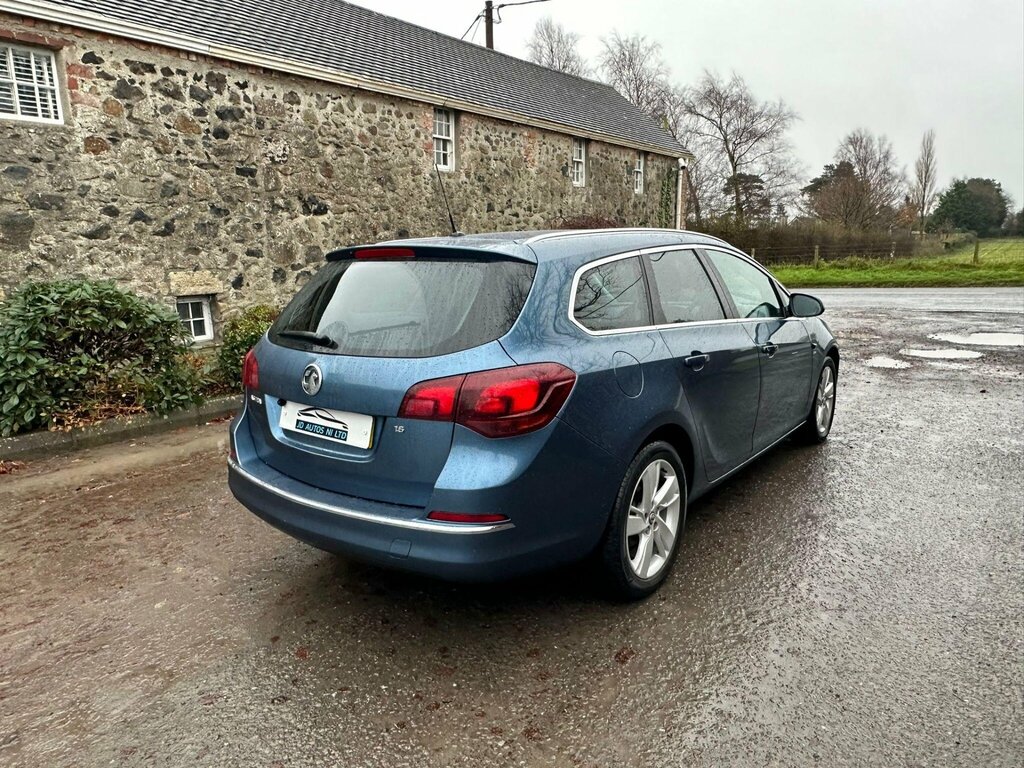 Vauxhall Astra 1.6 16V Sri Sports Tourer Euro 5 OY63UDW Blue #4