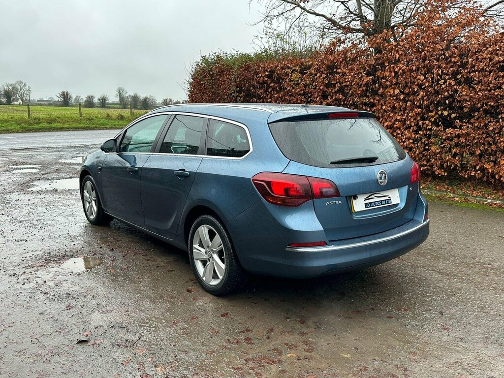 Vauxhall Astra 1.6 16V Sri Sports Tourer Euro 5 OY63UDW Blue #6