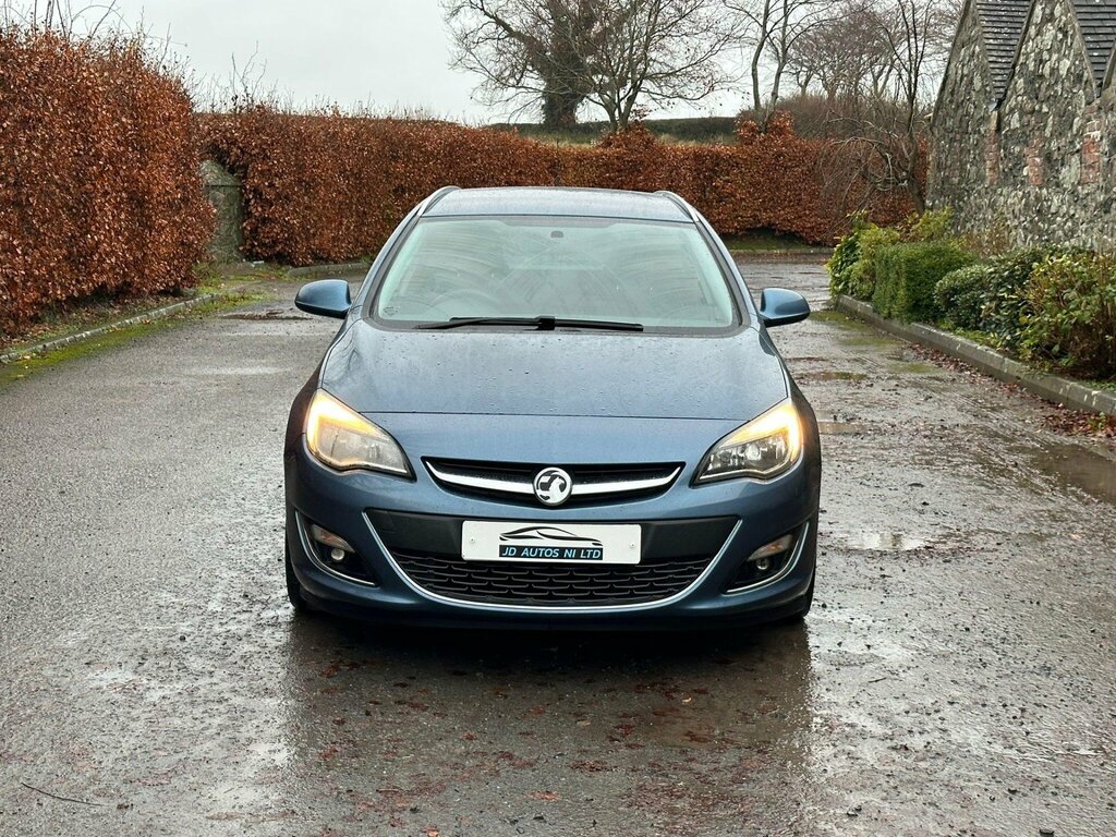 Vauxhall Astra 1.6 16V Sri Sports Tourer Euro 5 OY63UDW Blue #2