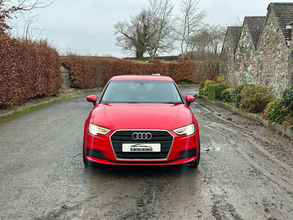 Audi A3 2.0 Tdi Se Technik Sportback Euro 6 Ss MT66HWN Red #2