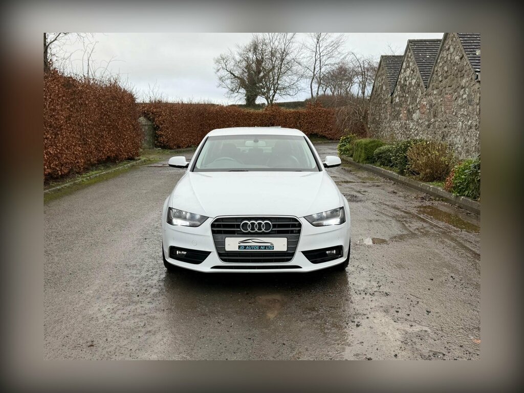 Audi A4 2.0 Tdi Se Technik Euro 5 Ss VK14AVT White #2