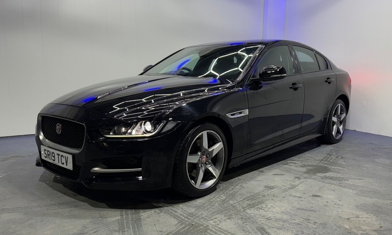Jaguar XE R-sport SR19TCV Black #3