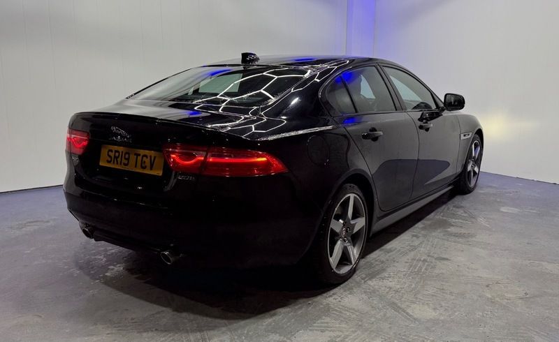 Jaguar XE R-sport SR19TCV Black #6