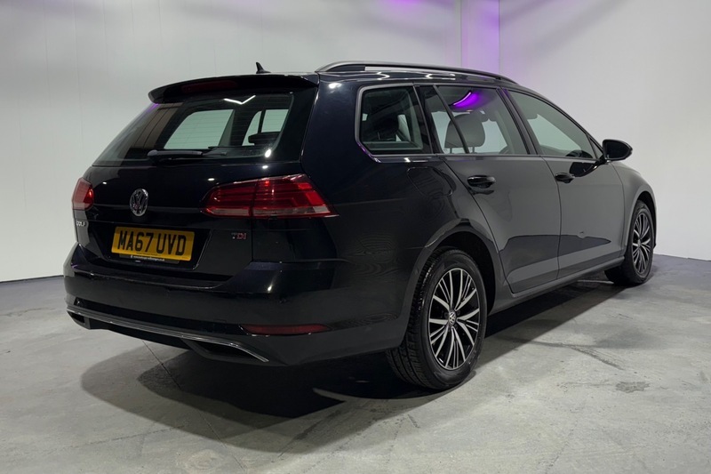 Volkswagen Golf Se Navigation Tdi Bluemotion MA67UVD Black #6