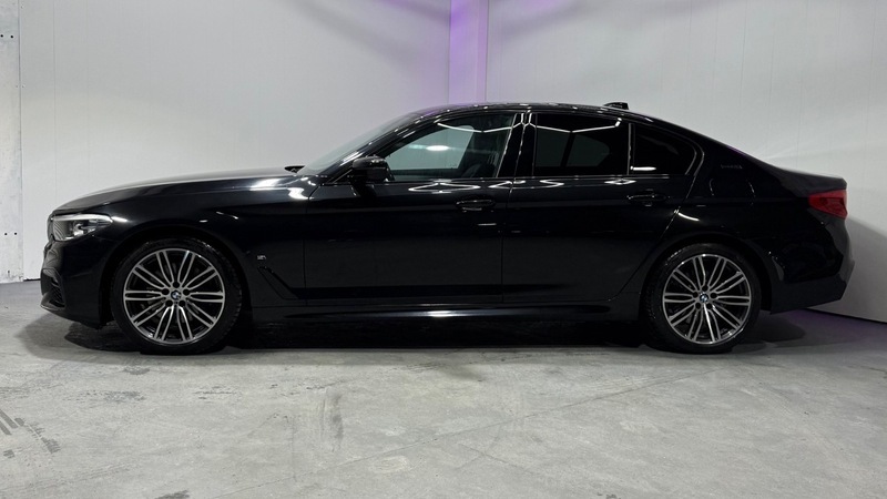 BMW 5 Series 530E M Sport SB68UGF Black #5
