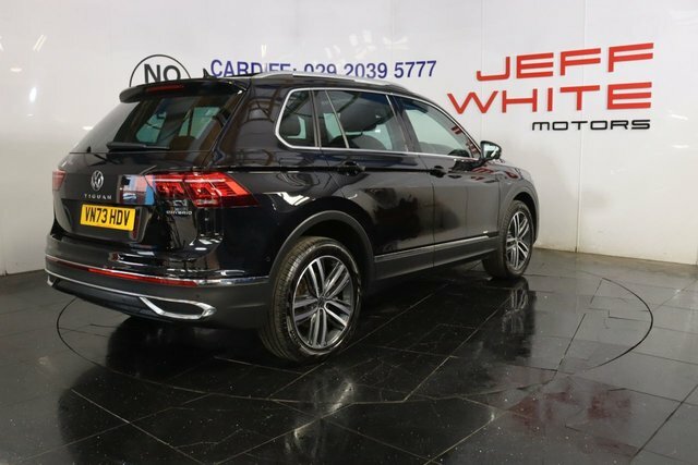 Volkswagen Tiguan Tsi 13Kwh Elegance VN73HDV Black #5