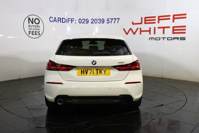 BMW 1 Series 118I Sport Lcp HV71TKY White #4
