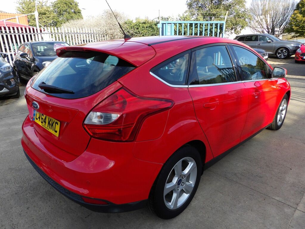Ford Focus 1.6 Tdci Zetec Navigator Hatchback Manu CV64KKC Red #5