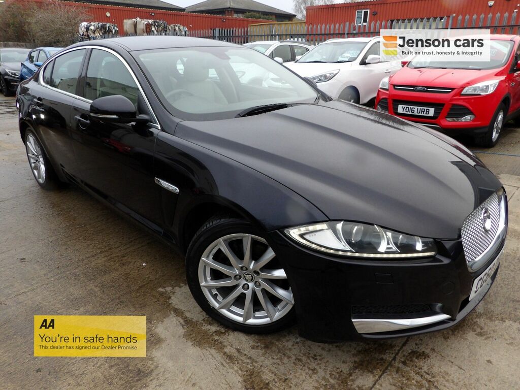 Jaguar XF 2.2D Premium Luxury Saloon Euro 5 Black