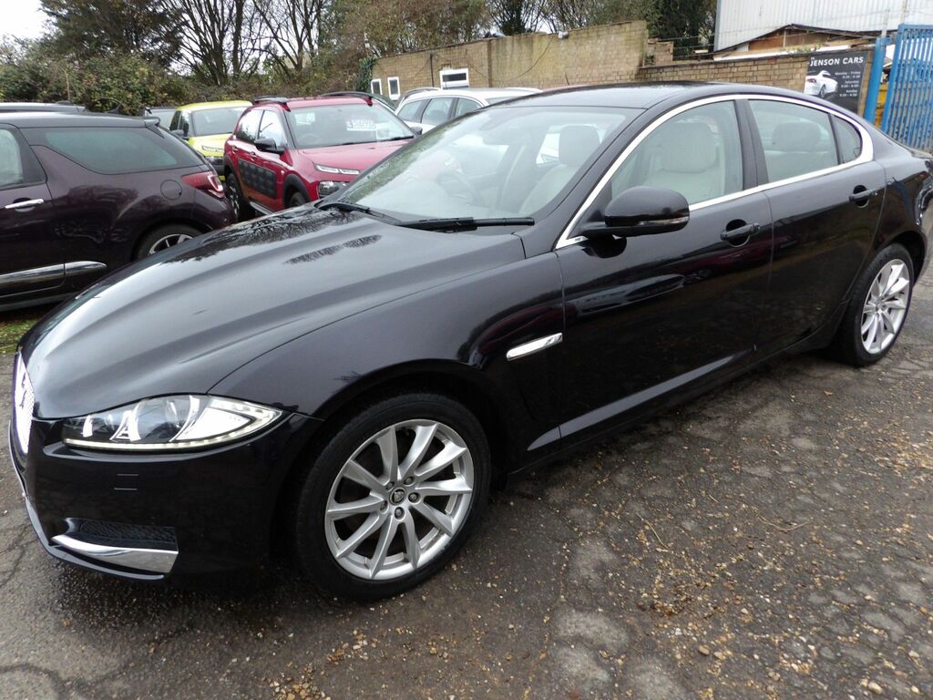 Jaguar XF 2.2D Premium Luxury Saloon Euro 5 CG60DAS Black #3