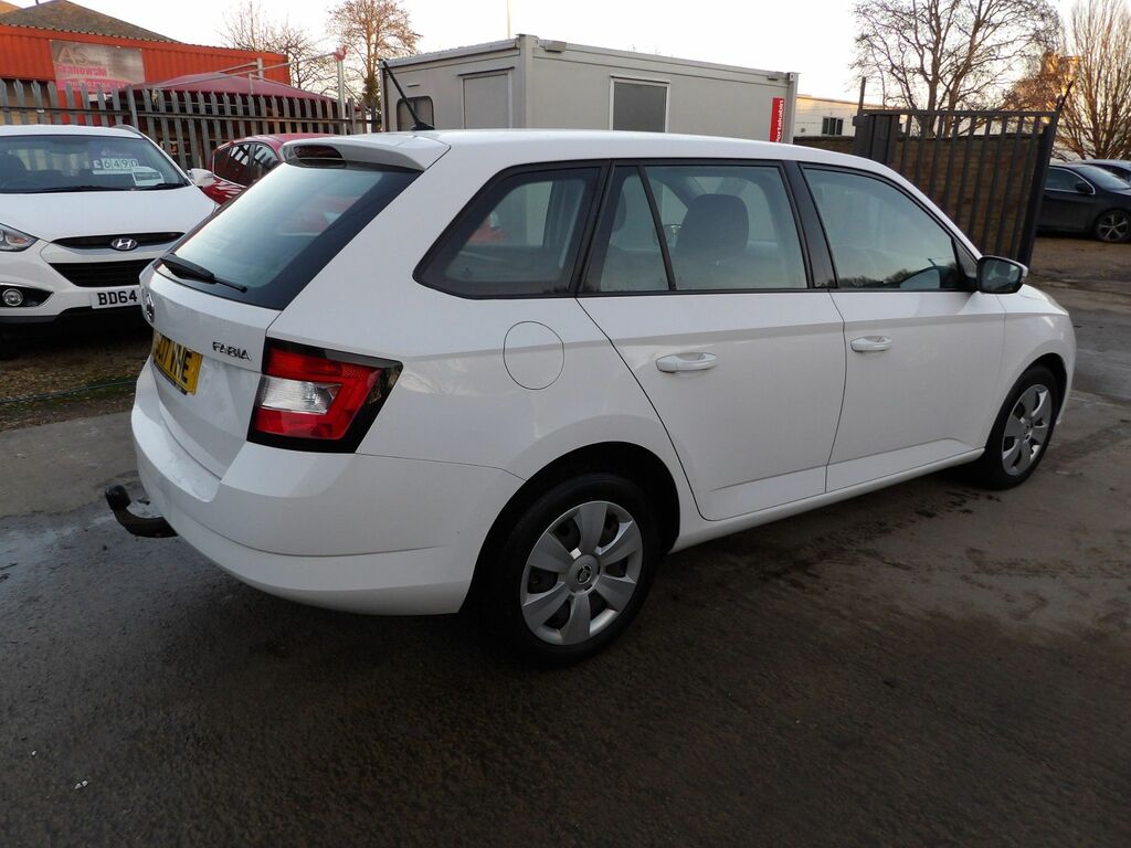 Skoda Fabia 1.4 Tdi S Estate Euro 6 S S 7 White #6