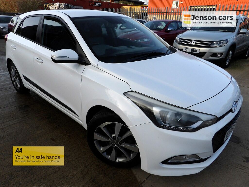 Hyundai I20 1.4 Crdi Premium Hatchback Euro White