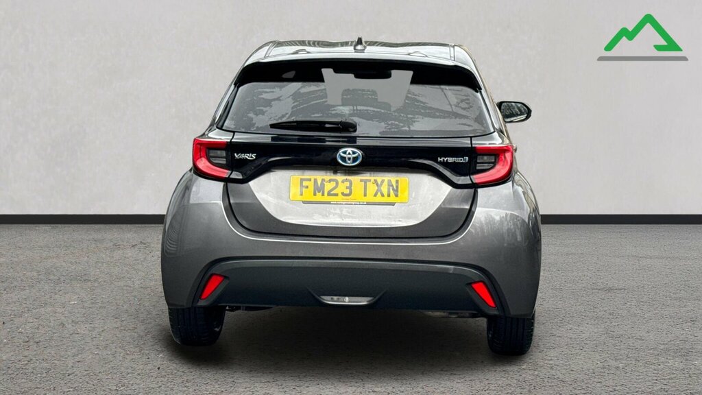Toyota Yaris 1.5 Vvt-h Design Hatchback Hybrid E-cvt FM23TXN Grey #4