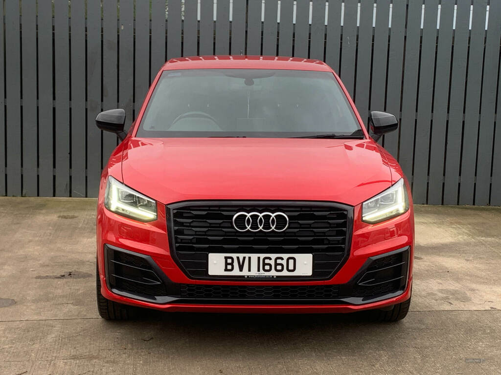 Audi Q2 30 Tdi Black Edition BVI1660 Red #2