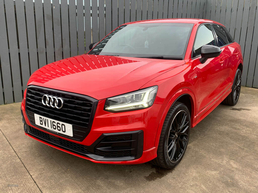 Audi Q2 30 Tdi Black Edition Red