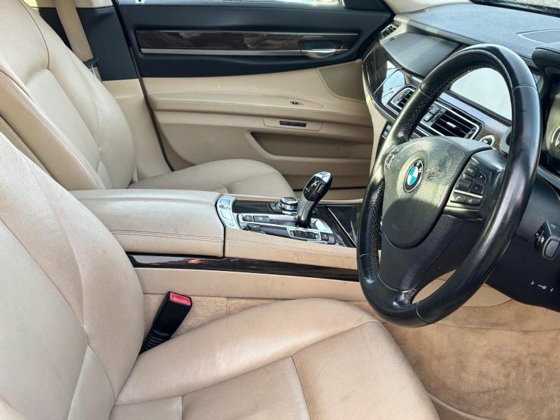 BMW 7 Series White #2