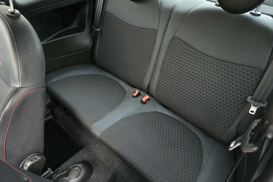 Fiat 500 Hatchback YP63UBN White #2