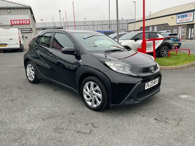 Toyota Aygo X 1.0 Vvt-i Pure Hatchback Euro 6 Black
