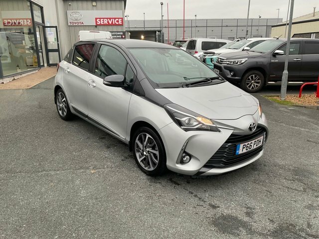 Toyota Yaris 1.5 Vvt-i Y20 Hatchback Euro 6 Silver