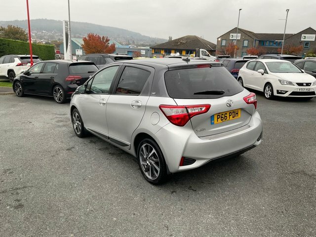 Toyota Yaris 1.5 Vvt-i Y20 Hatchback Euro 6 Silver #5