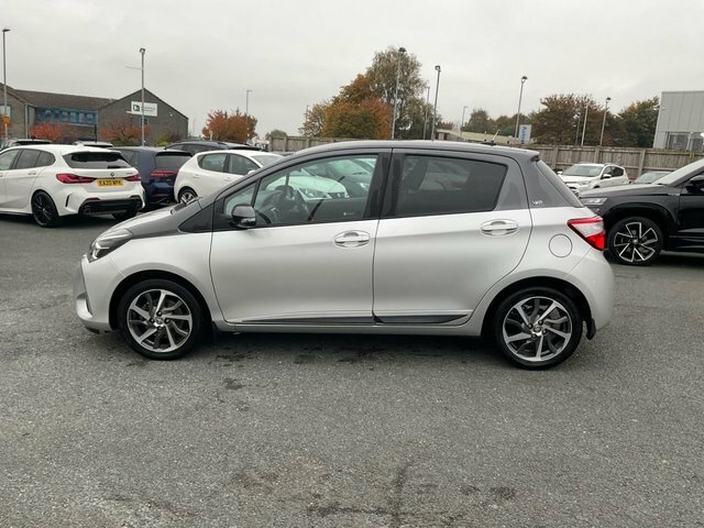 Toyota Yaris 1.5 Vvt-i Y20 Hatchback Euro 6 Silver #6