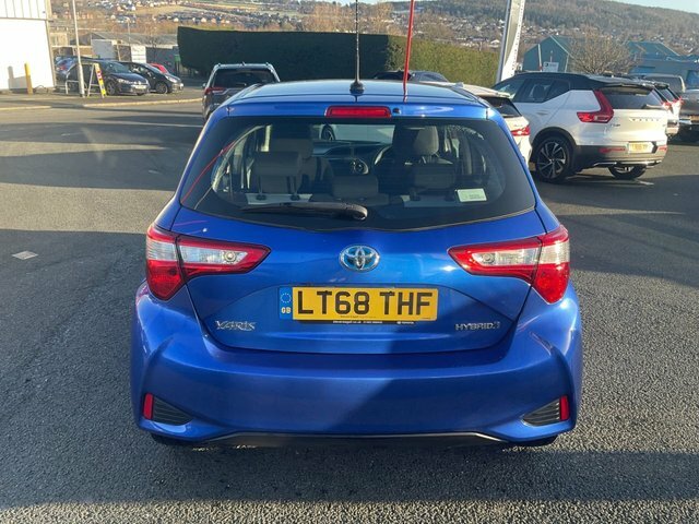Toyota Yaris 1.5 Vvt-h Icon Tech Hatchback Hybrid E- LT68THF Blue #5