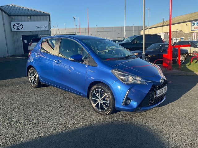 Toyota Yaris 1.5 Vvt-h Icon Tech Hatchback Hybrid E- Blue