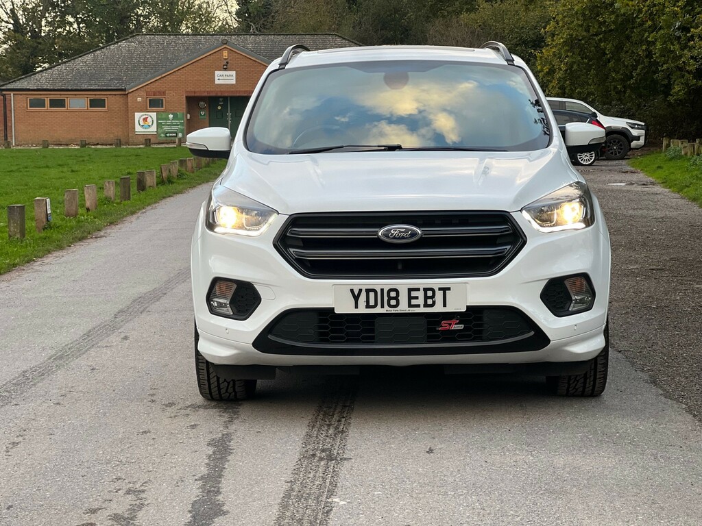 Ford Kuga St-line X Tdci YD18EBT White #2