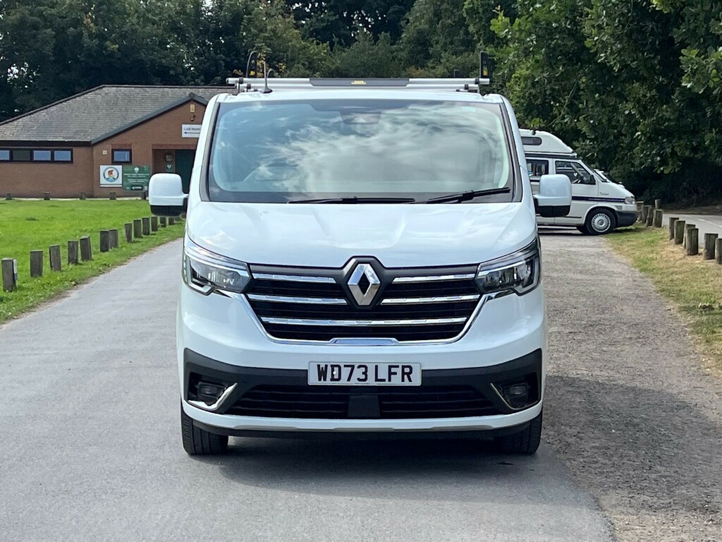 Renault Trafic Extra Sport White #2