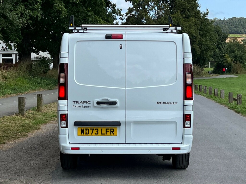 Renault Trafic Extra Sport White #5