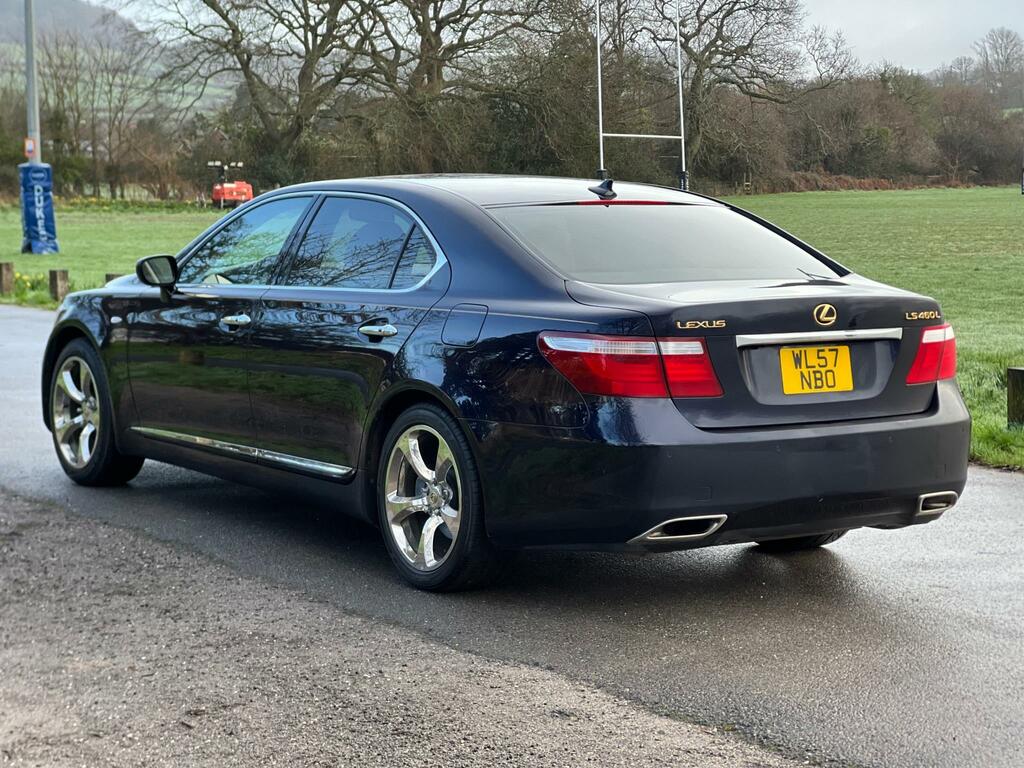 Lexus LS Saloon Blue #5