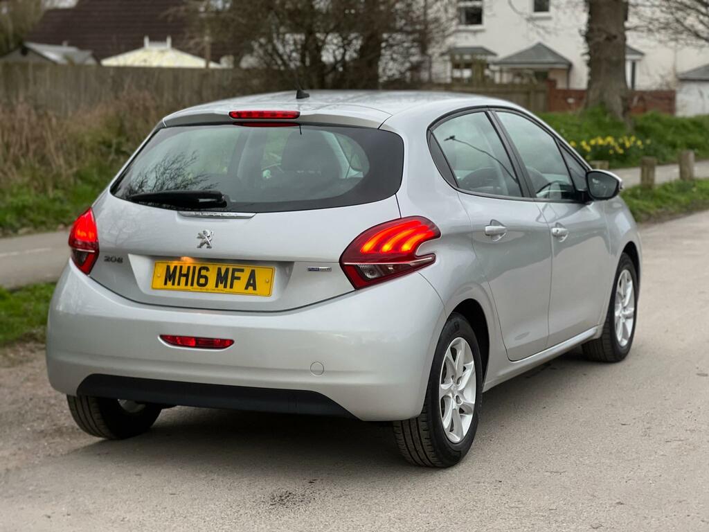 Peugeot 208 Active Silver #6